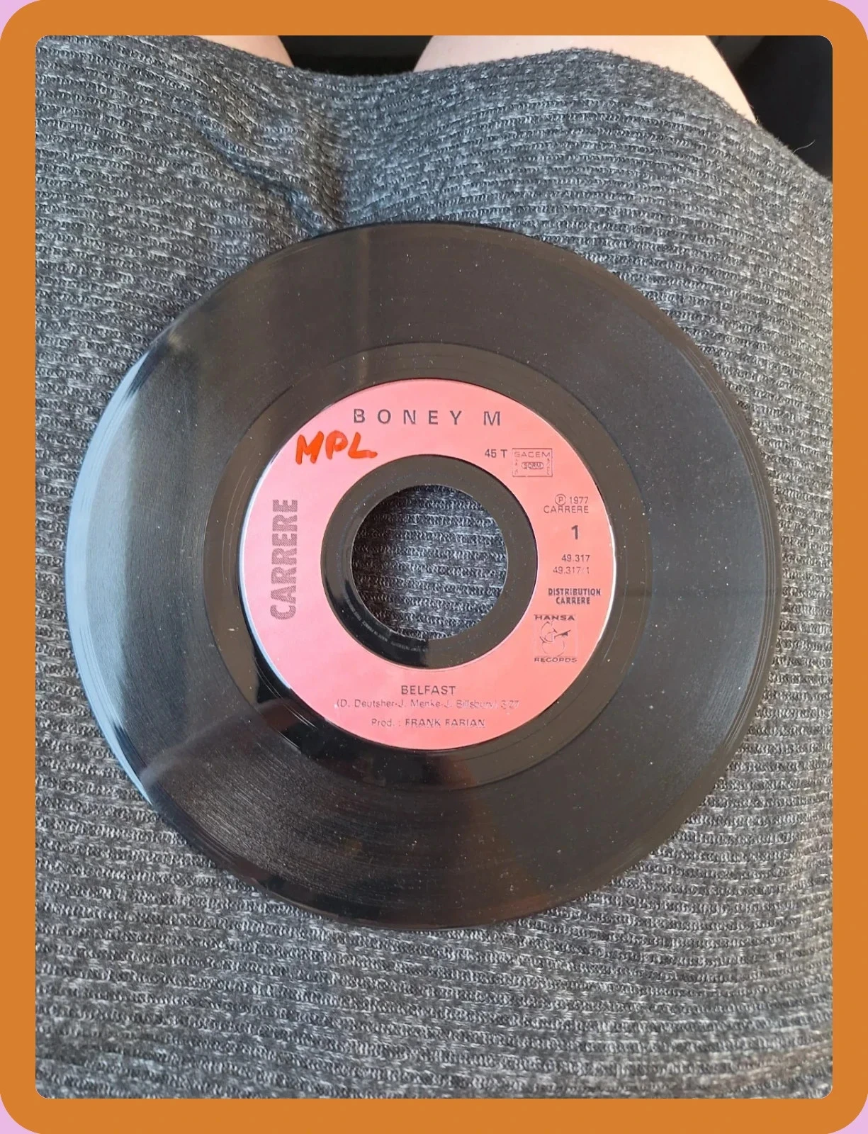 Vinil 45T Boney M. Belfast / Plantation Boy 1977 Carrere Hansa – photo 4